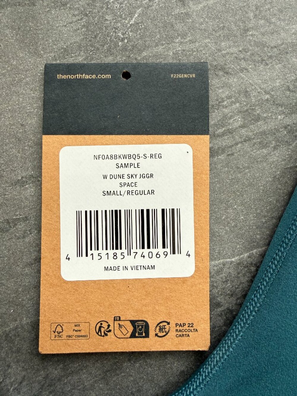 The North Face Dune Sky Jogger - Picture 2 of 4